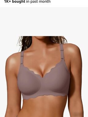 Seamless Scallop-Edge Wireless Bra in Taupe